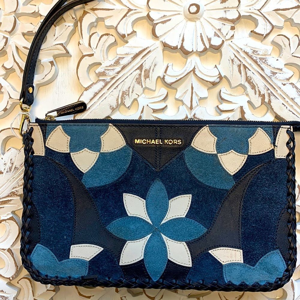 Michael  Kors Rare ! Clutch wristlet